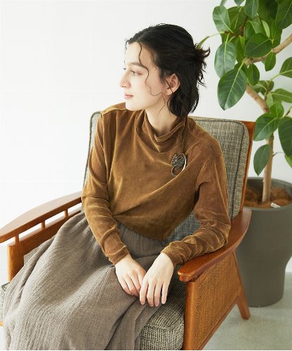 NHKAE40180 GIANNI LO GIUDICE(小さいサイズ) [日本製]タマムシパイルフロッキーカットソー