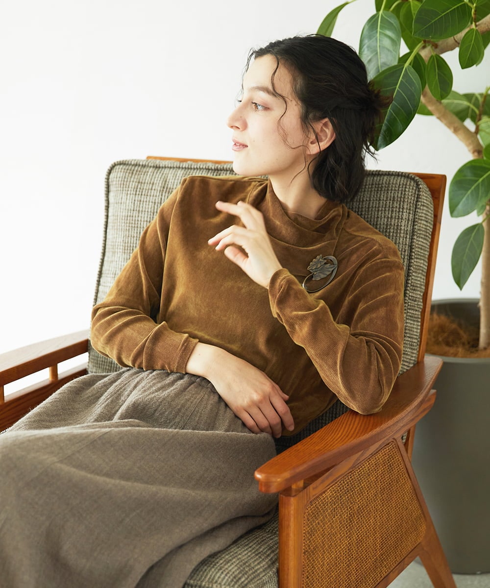 NHKAE40180 GIANNI LO GIUDICE(小さいサイズ)(メゾン ドゥ サンク) [日本製]タマムシパイルフロッキーカットソー ブラウン