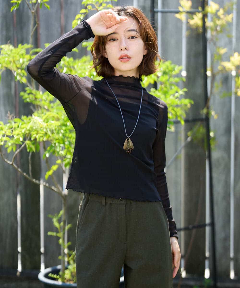 NHKAI80090 GIANNI LO GIUDICE(小さいサイズ)(メゾン ドゥ サンク) ナイロンチュールハイネックカットソー アイボリー