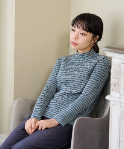 NHKAI87090 GIANNI LO GIUDICE(小さいサイズ) エアーコットン幾何ボーダー柄ハイネックカットソー