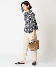NHKGV51250 GIANNI LO GIUDICE(小さいサイズ)(メゾン ドゥ サンク) [日本製]ファンキーフラワープリントカットソー ブルー系