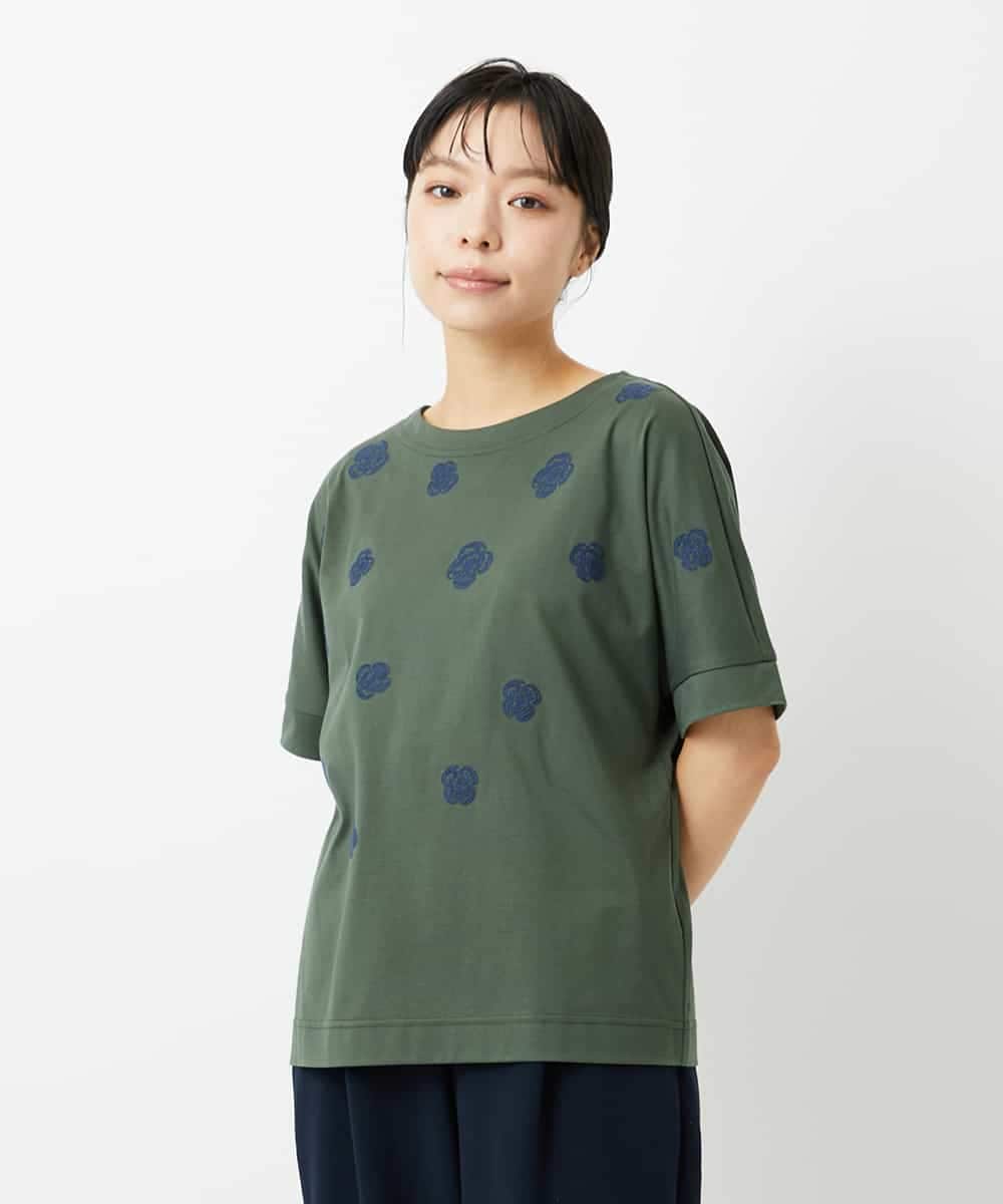 NHKHD02150 GIANNI LO GIUDICE(小さいサイズ)(メゾン ドゥ サンク) 天竺フラワー刺繍カットソー カーキ