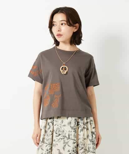 NHKHE61170 GIANNI LO GIUDICE(小さいサイズ) コットン天竺刺繍カットソー