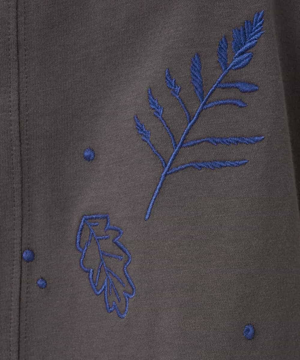 NHKHE62180 GIANNI LO GIUDICE(小さいサイズ)(メゾン ドゥ サンク) コットン天竺リーフ刺繍カットソー ブラウン
