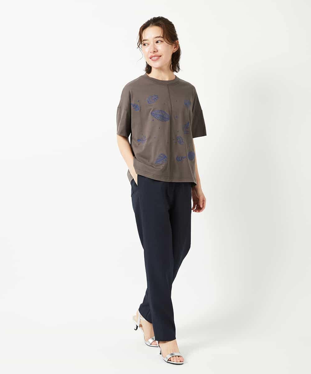 NHKHE62180 GIANNI LO GIUDICE(小さいサイズ)(メゾン ドゥ サンク) コットン天竺リーフ刺繍カットソー ブラウン