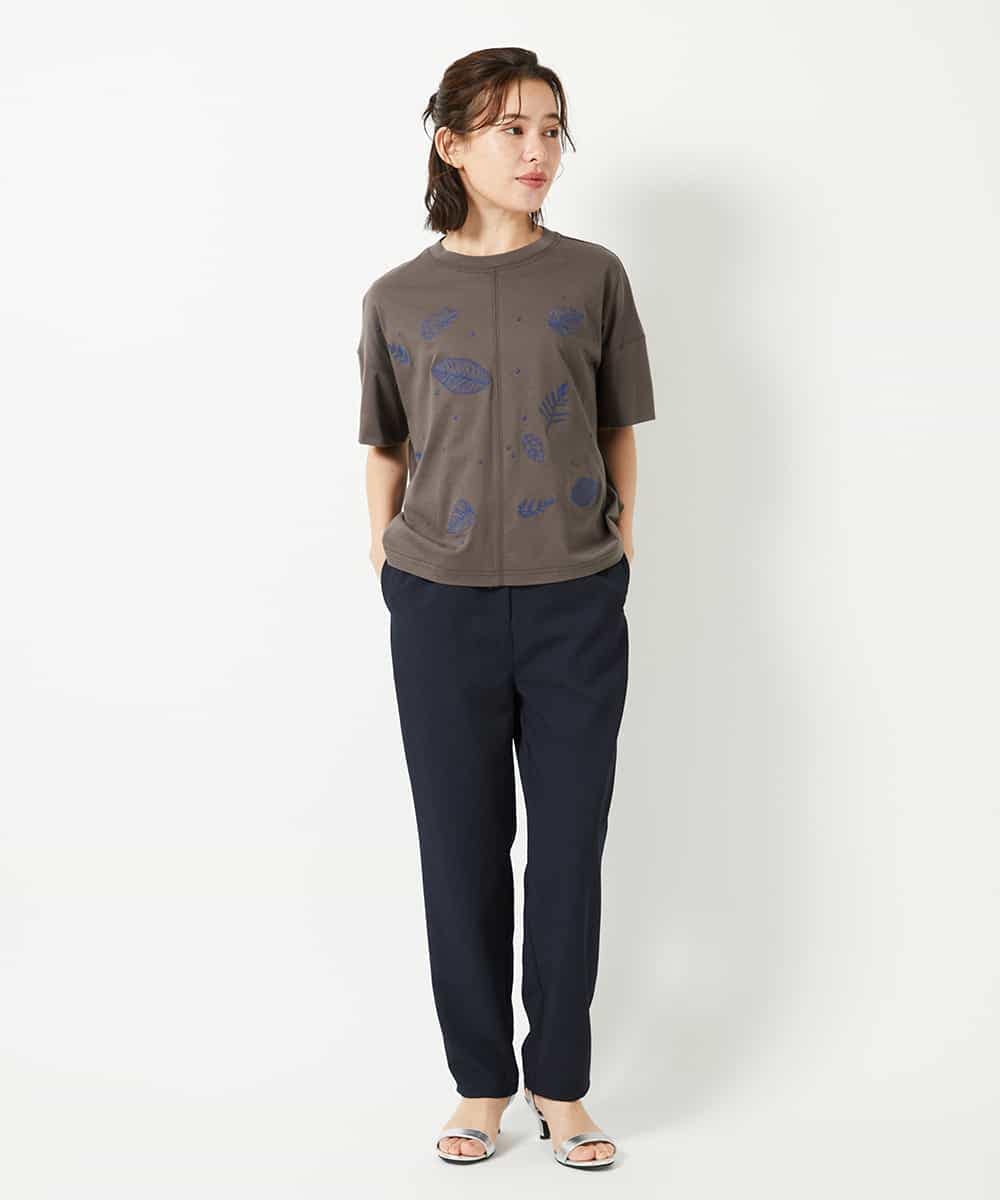 NHKHE62180 GIANNI LO GIUDICE(小さいサイズ)(メゾン ドゥ サンク) コットン天竺リーフ刺繍カットソー ブラウン