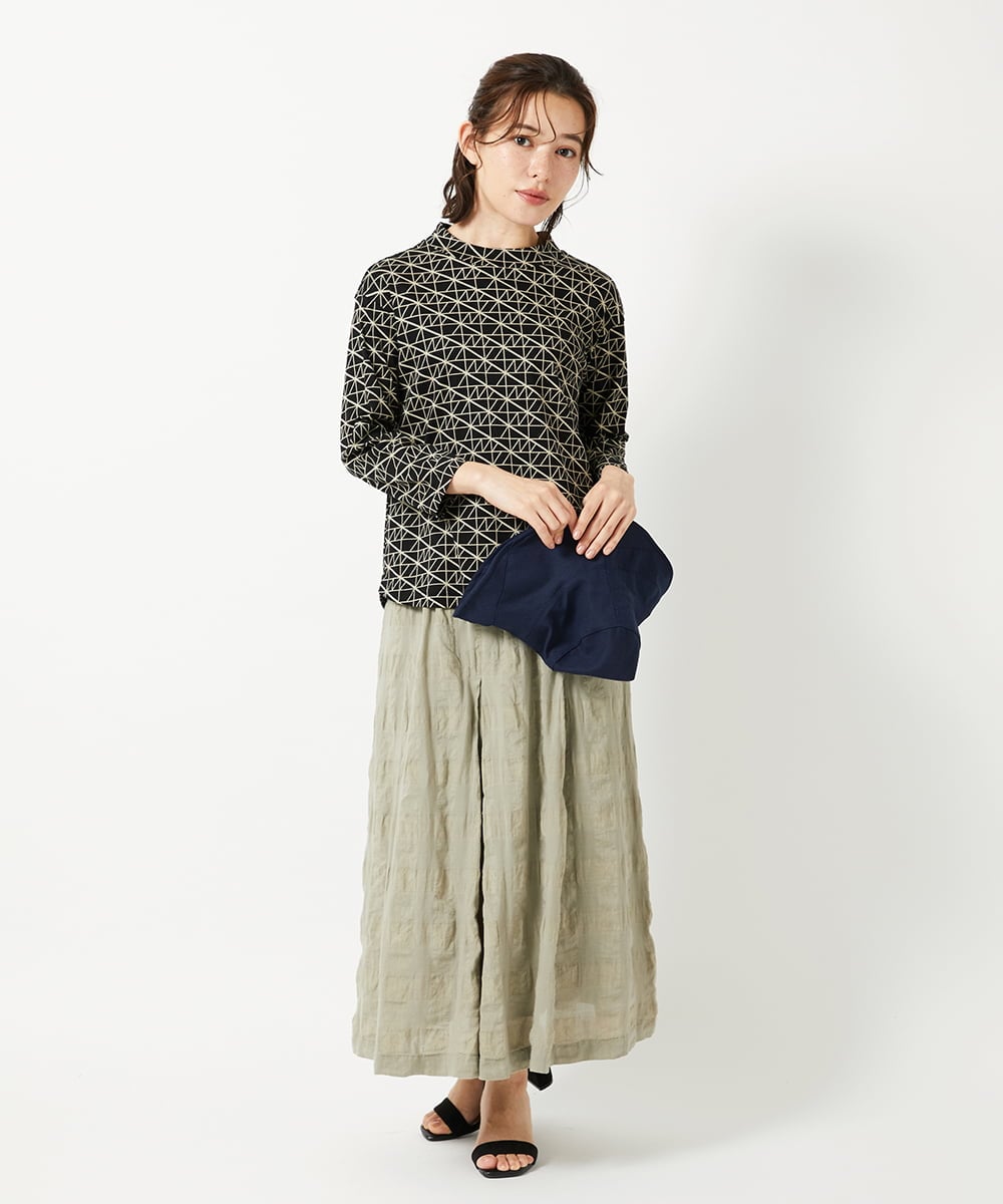 NHKHF89150 GIANNI LO GIUDICE(小さいサイズ)(メゾン ドゥ サンク) ジオメトリックプリントボトルネックカットソー ネイビー