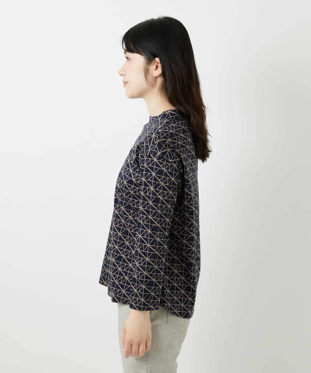 NHKHF89150 GIANNI LO GIUDICE(小さいサイズ)(メゾン ドゥ サンク) ジオメトリックプリントボトルネックカットソー ネイビー