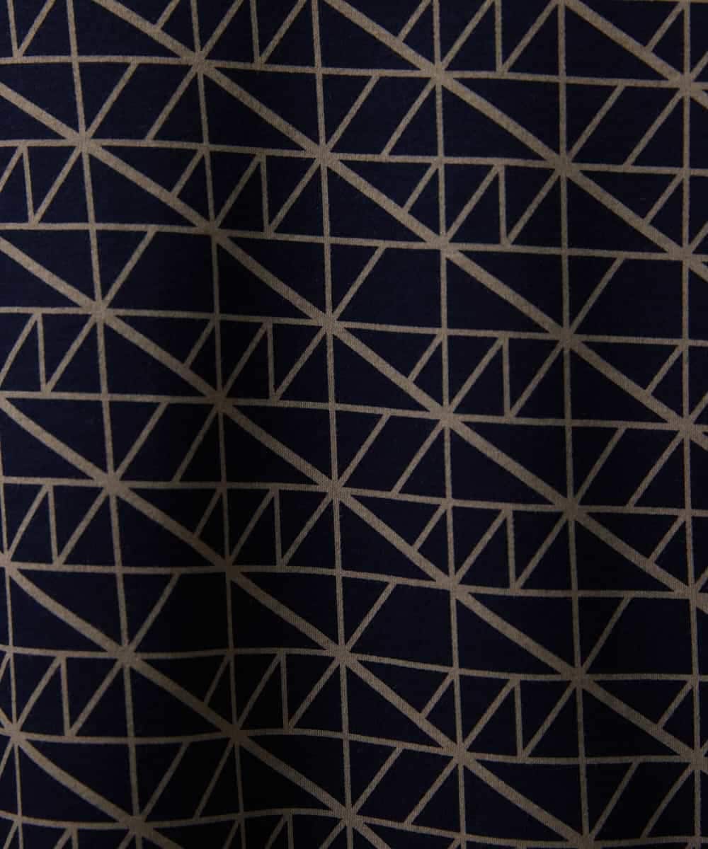 NHKHF89150 GIANNI LO GIUDICE(小さいサイズ)(メゾン ドゥ サンク) ジオメトリックプリントボトルネックカットソー ネイビー