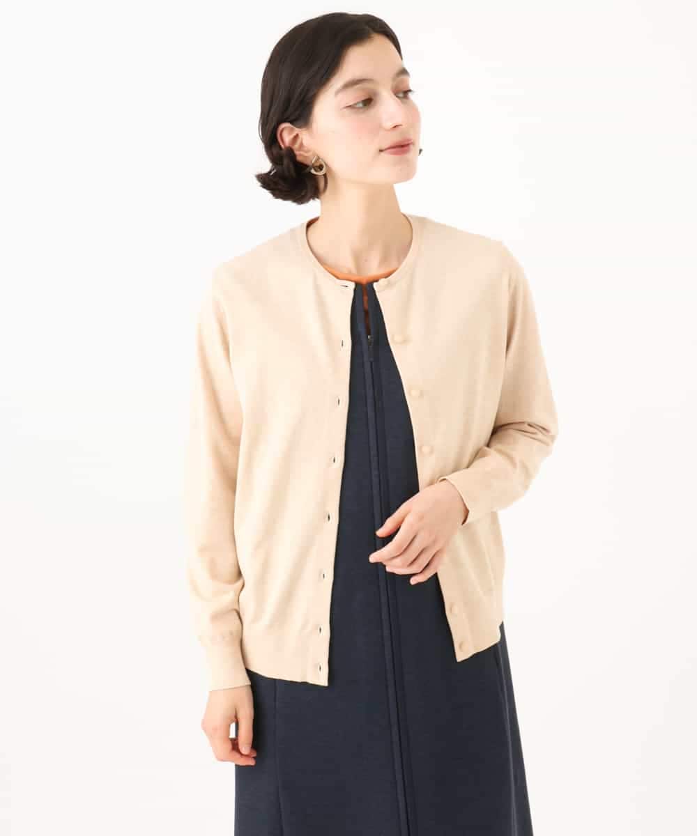 NHSAI80180 GIANNI LO GIUDICE(小さいサイズ)(メゾン ドゥ サンク) [アンサンブル対応]クルーネックニットカーディガン ベージュ（無地）