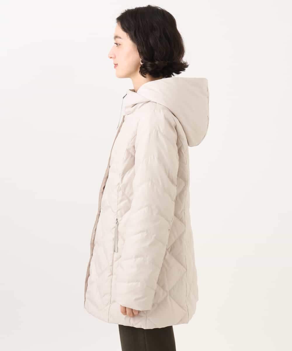 NHUAI86590 GIANNI LO GIUDICE(小さいサイズ)(メゾン ドゥ サンク) サテンリッチタフタダウンコート アイボリー