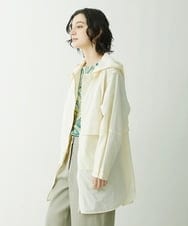 NHUET05390 GIANNI LO GIUDICE(小さいサイズ)(メゾン ドゥ サンク) ハイストレッチナイロンコート アイボリー