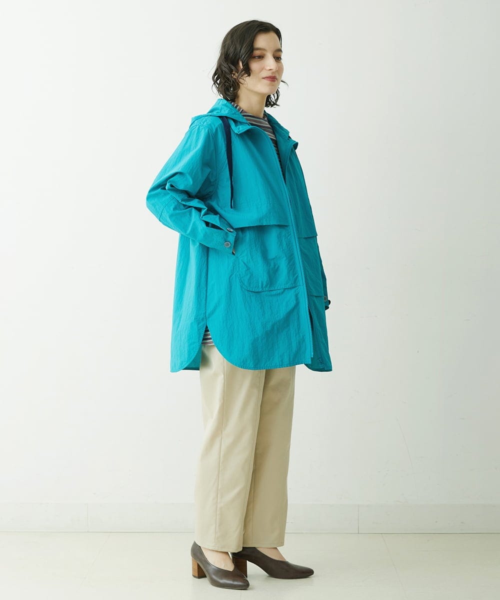 NHUET05390 GIANNI LO GIUDICE(小さいサイズ)(メゾン ドゥ サンク) ハイストレッチナイロンコート アイボリー