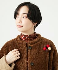 NK2AE14080 GIANNI LO GIUDICE(ジャンニ ロ ジュディチェ) [日本製]フェルトボールブローチ レッド