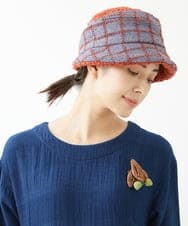 NK2AV12080 GIANNI LO GIUDICE(ジャンニ ロ ジュディチェ) [日本製]クラフト木の実ブローチ ベージュ
