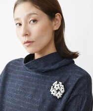 NK2AW06080 GIANNI LO GIUDICE(ジャンニ ロ ジュディチェ) [日本製]ハナニラブローチ ブラック