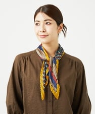 NK3JB02080 GIANNI LO GIUDICE(ジャンニ ロ ジュディチェ) ストライプ幾何プリーツプチスカーフ イエロー