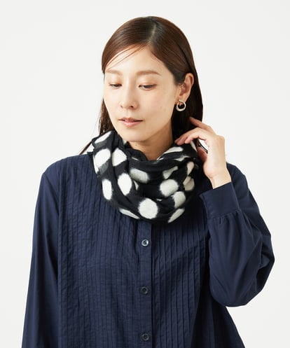 NK3JB05180 GIANNI LO GIUDICE [洗える]ニードルパンチドットストール