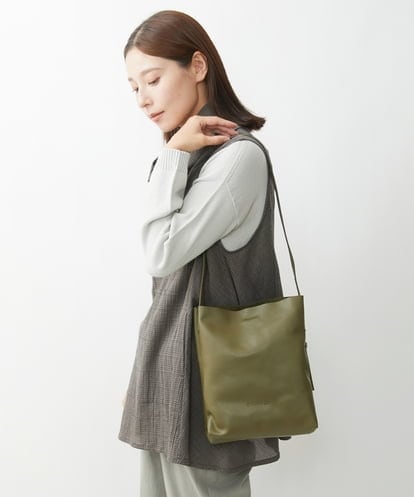 NK5AV01190  カウバケットバッグ