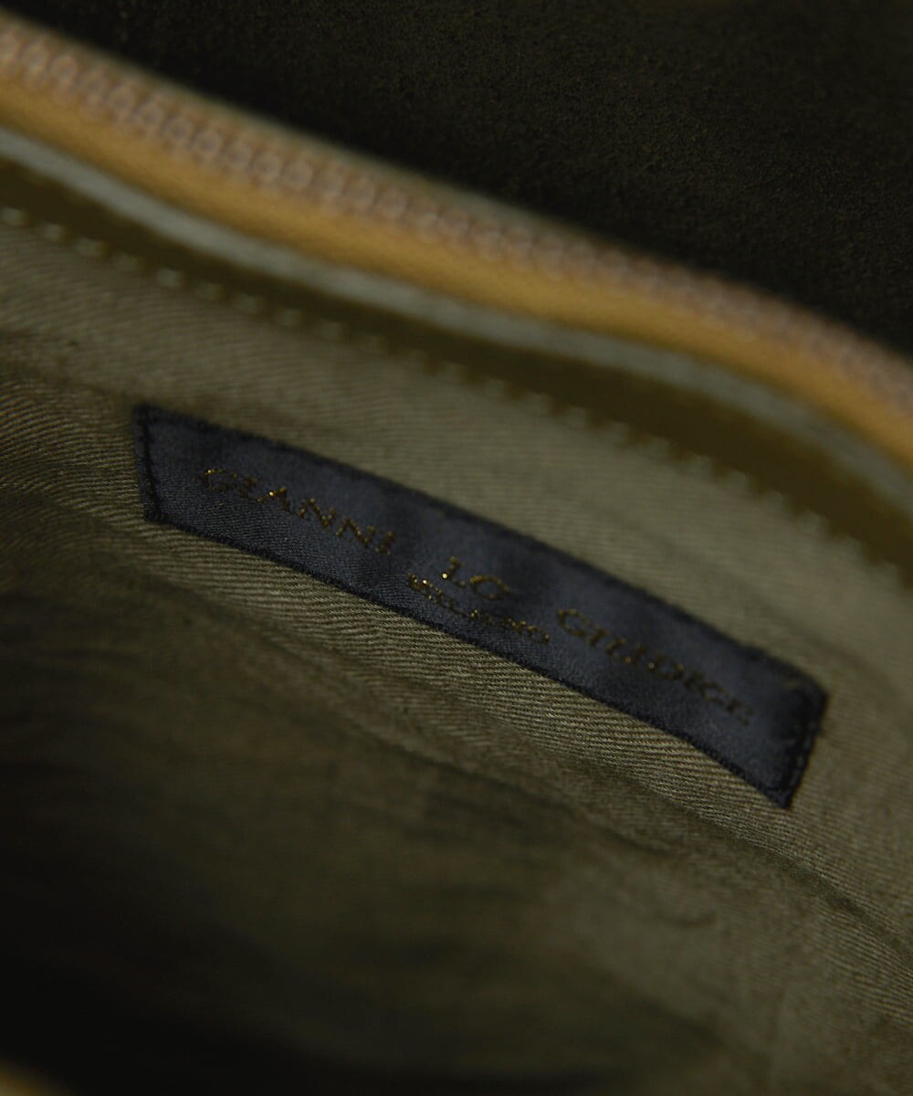 NK5AV01190 GIANNI LO GIUDICE(ジャンニ ロ ジュディチェ) カウバケットバッグ カーキ