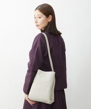 NK5AV01190 GIANNI LO GIUDICE(ジャンニ ロ ジュディチェ) カウバケットバッグ ライトグレー
