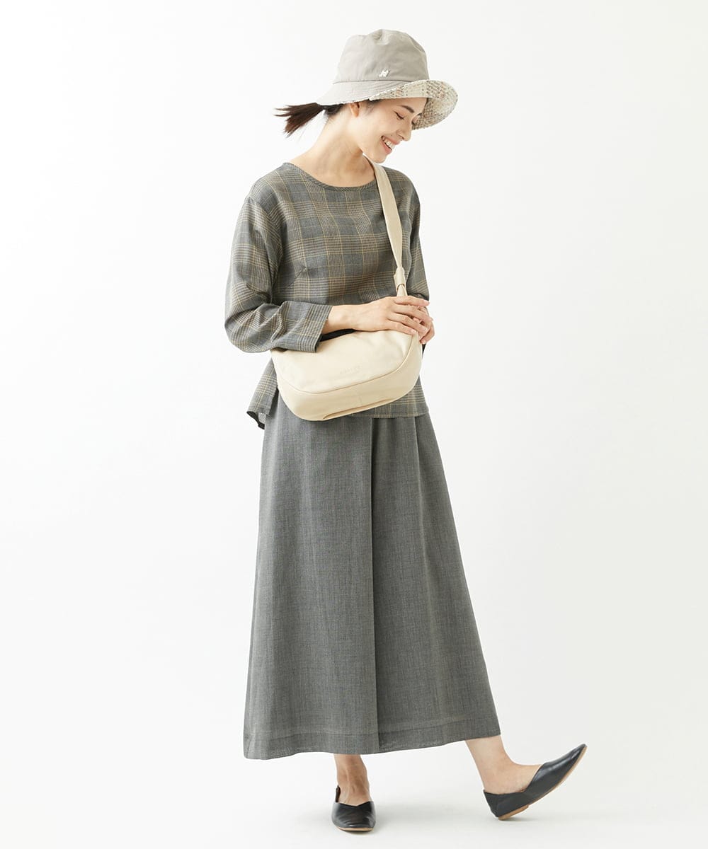 NK5AV02150 GIANNI LO GIUDICE(ジャンニ ロ ジュディチェ) シープハンドルバッグ ベージュ
