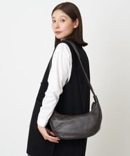 NK5AV02150 GIANNI LO GIUDICE(ジャンニ ロ ジュディチェ) シープハンドルバッグ ブラウン