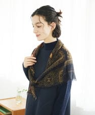 NR3AE12160 GIANNI LO GIUDICE(小さいサイズ)(メゾン ドゥ サンク) エスニックスクエアストール ブラック