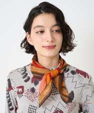 NR3AE13150 GIANNI LO GIUDICE(小さいサイズ)(メゾン ドゥ サンク) ミニキカスクエアストール オレンジ