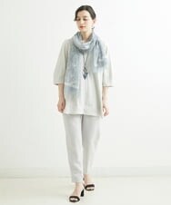 NR3GS06080 GIANNI LO GIUDICE(小さいサイズ)(メゾン ドゥ サンク) [洗える]ラインフラワーコットンシルクスカーフ ライトグレー
