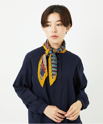 NR3JB02080 GIANNI LO GIUDICE(小さいサイズ) ストライプ幾何プリーツプチスカーフ