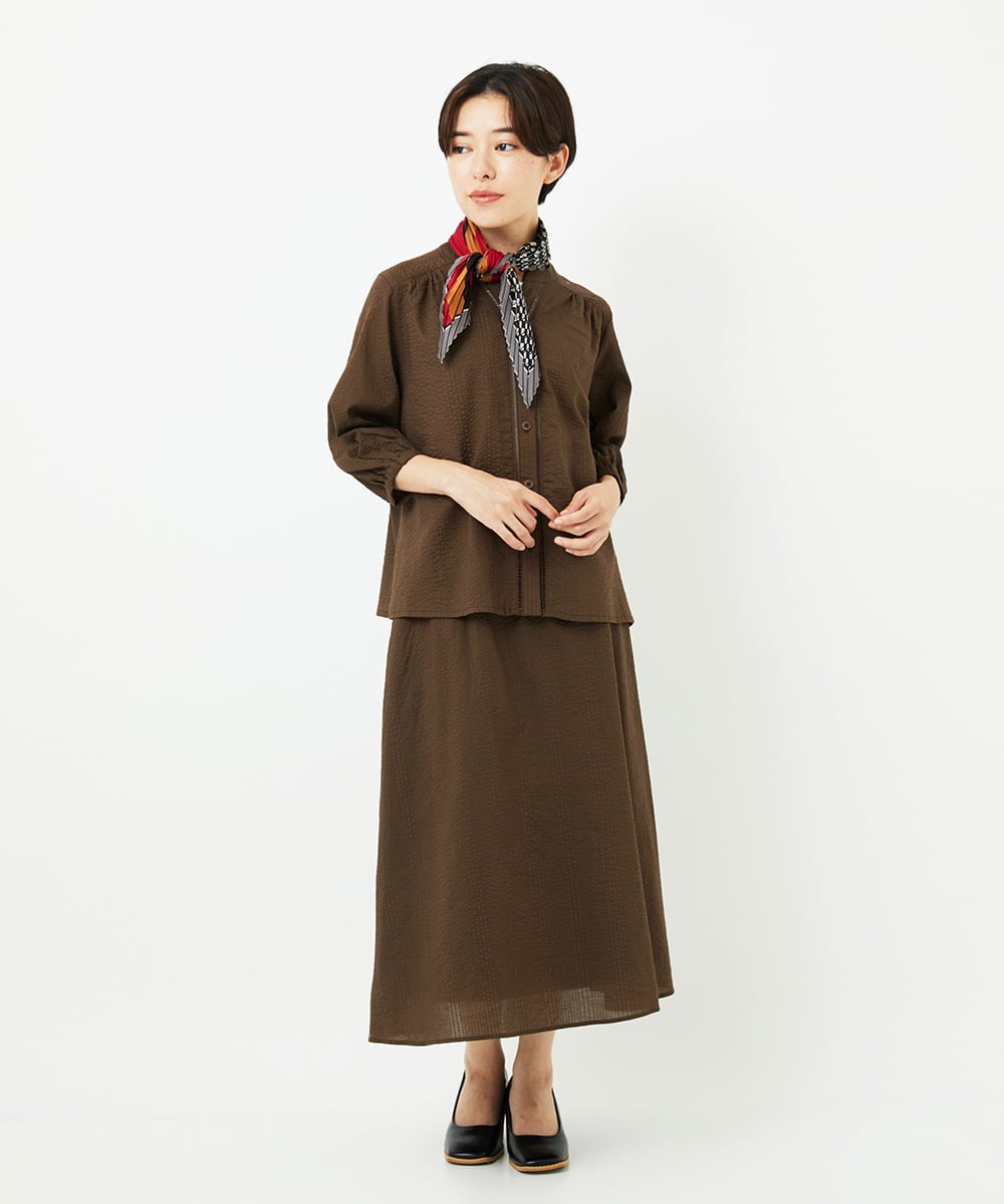 NR3JB02080 GIANNI LO GIUDICE(小さいサイズ)(メゾン ドゥ サンク) ストライプ幾何プリーツプチスカーフ ライトグレー系
