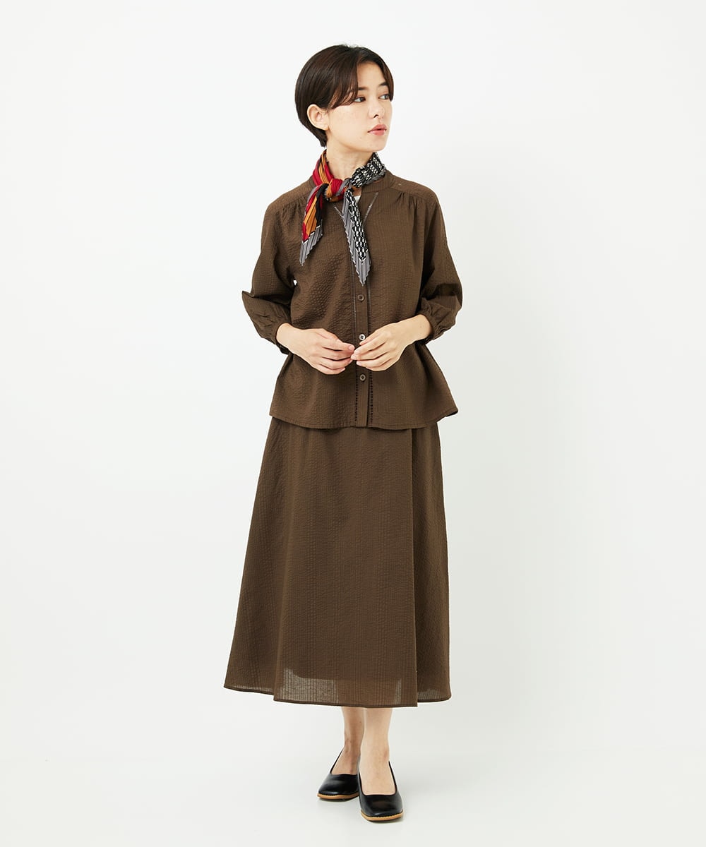 NR3JB02080 GIANNI LO GIUDICE(小さいサイズ)(メゾン ドゥ サンク) ストライプ幾何プリーツプチスカーフ ライトグレー系