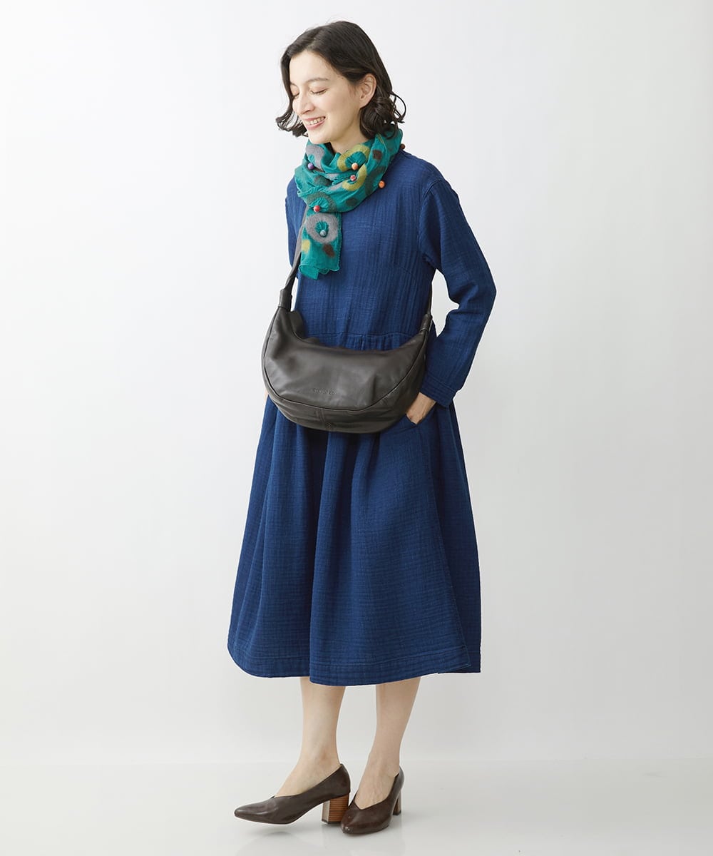 NR5AV02150 GIANNI LO GIUDICE(小さいサイズ)(メゾン ドゥ サンク) シープレザー三日月型ショルダーバッグ ベージュ