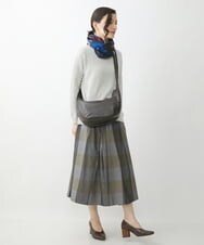 NR5AV02150 GIANNI LO GIUDICE(小さいサイズ)(メゾン ドゥ サンク) シープレザー三日月型ショルダーバッグ ベージュ