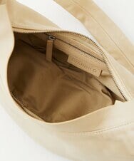 NR5AV02150 GIANNI LO GIUDICE(小さいサイズ)(メゾン ドゥ サンク) シープレザー三日月型ショルダーバッグ ベージュ