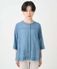 NSBJC94330 Maison de CINQ(メゾン ドゥ サンク) チェック柄バックギャザーデザインシャツ ライトブルー