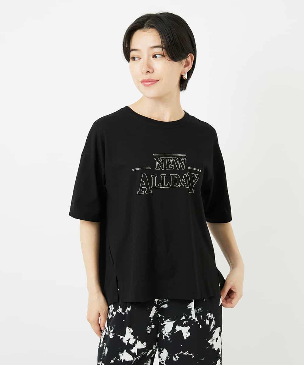 NSKHC90160 Maison de CINQ(メゾン ドゥ サンク) ワイドシルエット刺繡デザインTシャツ ベージュ