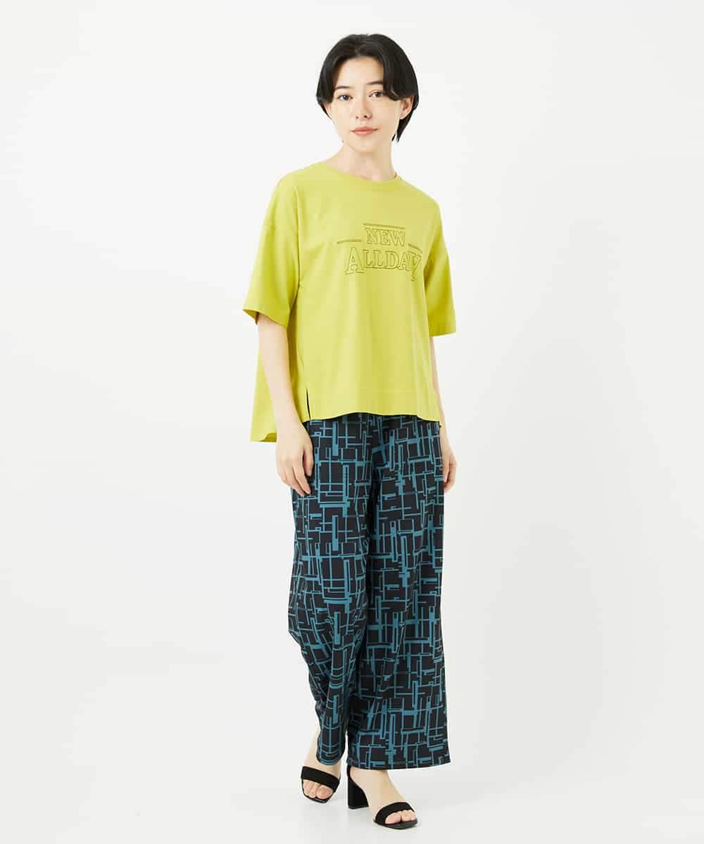 NSKHC90160 Maison de CINQ(メゾン ドゥ サンク) ワイドシルエット刺繡デザインTシャツ ベージュ
