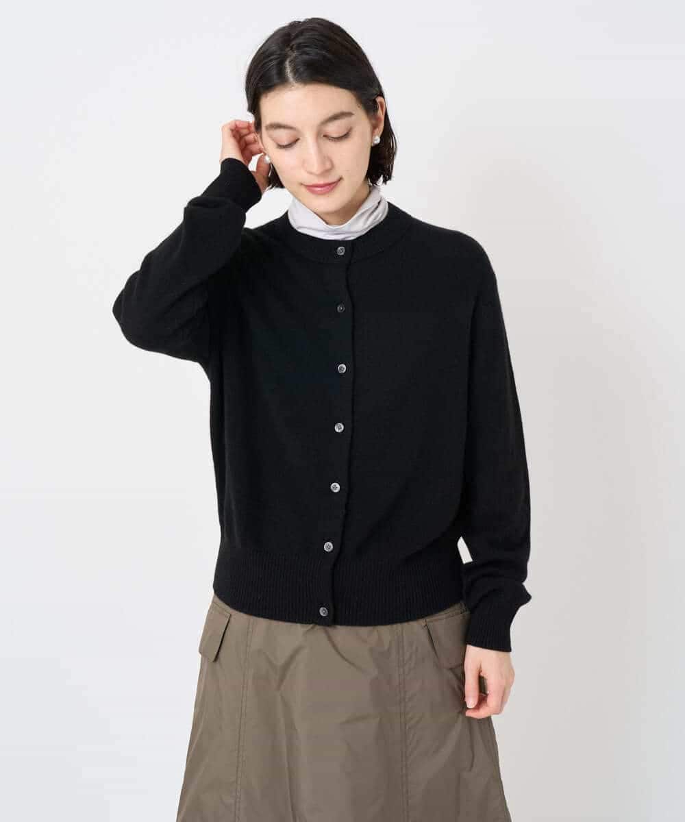 NSSAF83390 Maison de CINQ(メゾン ドゥ サンク) クルーネックカシミヤニットカーディガン ライトグレー