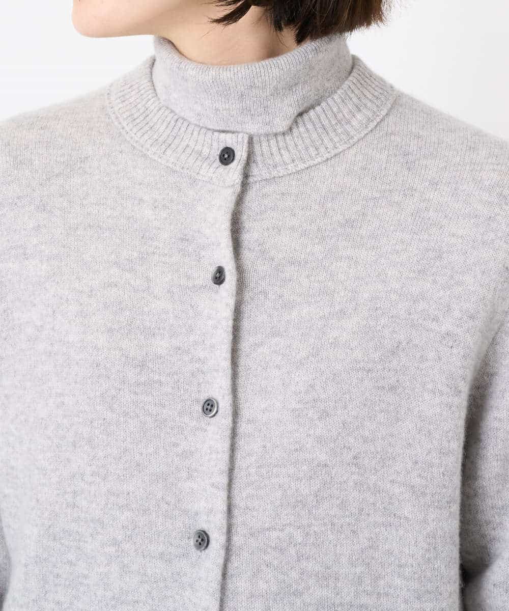 NSSAF83390 Maison de CINQ(メゾン ドゥ サンク) クルーネックカシミヤニットカーディガン ライトグレー