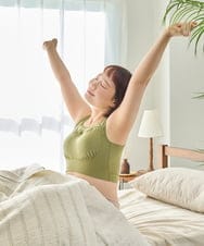 OKSAD01049 その他 emmerday!（エマーデイ）感動シルエットノンワイヤーブラ カーキ