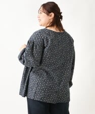 OLBAV19089 eur3(エウルキューブ) 【大きいサイズ/soso×eur3】2WAY花柄ブラウス ネイビー(57)