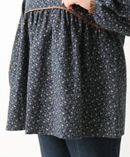 OLBAV19089 eur3(エウルキューブ) 【大きいサイズ/soso×eur3】2WAY花柄ブラウス ネイビー(57)