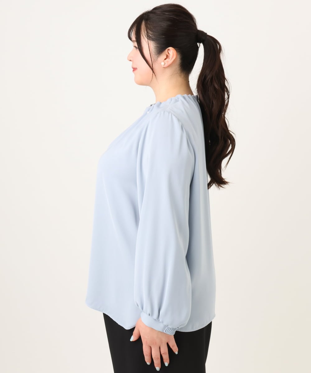 OLBDA02079 eur3(エウルキューブ) 【大きいサイズ/11号サイズあり】タックパールブラウス ライトブルー(50)