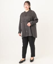 OLBDA09099 eur3(エウルキューブ) 【大きいサイズ】サテンヨークデザインブラウス ダークグレー(93)