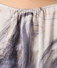 OLBDD10089 eur3(エウルキューブ) 【WEB先行販売】【大きいサイズ】アブストラクトプリントブラウス ベージュ(82)