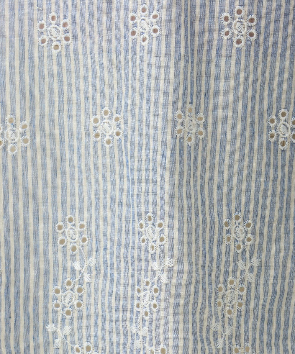 OLBEA16119 eur3(エウルキューブ) 【大きいサイズ】シャーリング刺繍ブラウス ライトブルー(50)