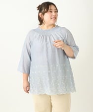 OLBEA16119 eur3(エウルキューブ) 【大きいサイズ】シャーリング刺繍ブラウス ライトブルー(50)