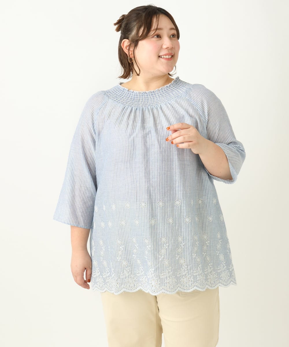 OLBEA16119 eur3(エウルキューブ) 【大きいサイズ】シャーリング刺繍ブラウス ライトブルー(50)
